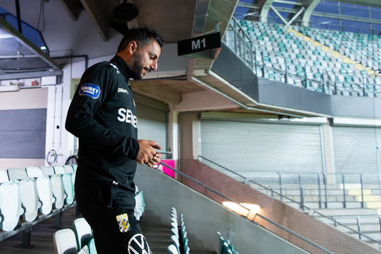 IFK Göteborgs tränare Poya Asbaghi