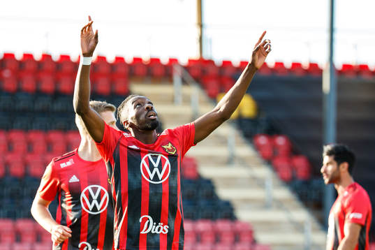 Östersunds Blair Turgott jublar