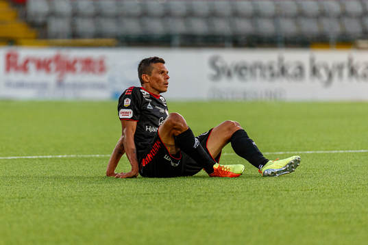Kalmars Romário Pereira Sipião deppar