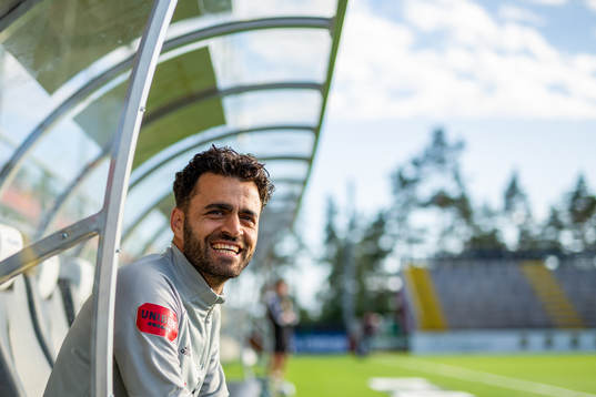 Östersunds assisterande tränare Amir Azrafshan