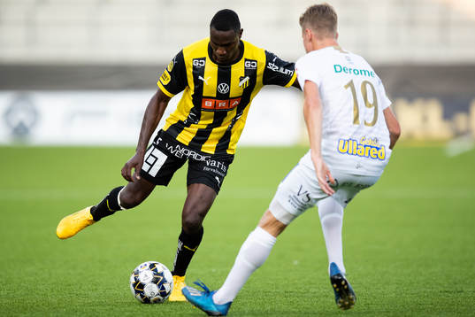 Häckens Godswill Ekpolo mot Varbergs Gustav Norlin