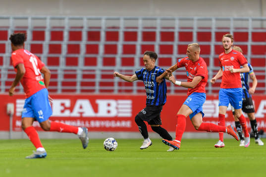 Sirius Yukiya Sugita och Helsingborgs Jakob Voelkerling