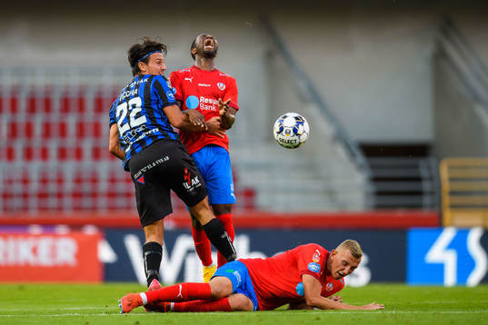 Sirius Stefano Vecchia i en situation med Helsingborgs