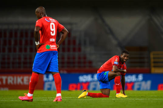 Helsingborgs Alhaji Gero och Mohammed Abubakari deppar