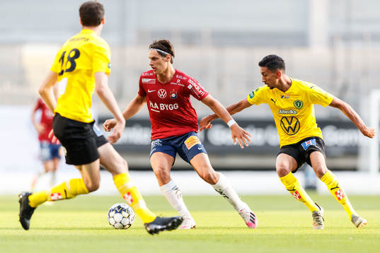 Örgrytes Kevin Ackermann och Jönköpings Amir Al-Ammari