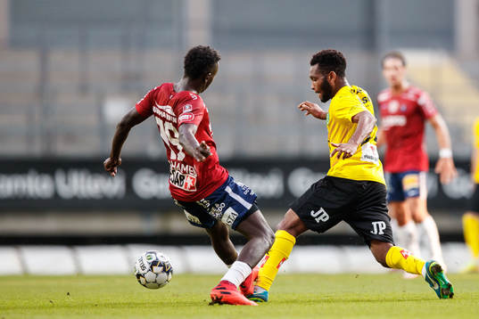 Örgrytes Mohamed Said Adan och Jönköpings Enock Kwakwa