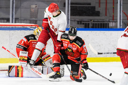 Modos Gustav Olhaver och Luleås Eddie Larsson