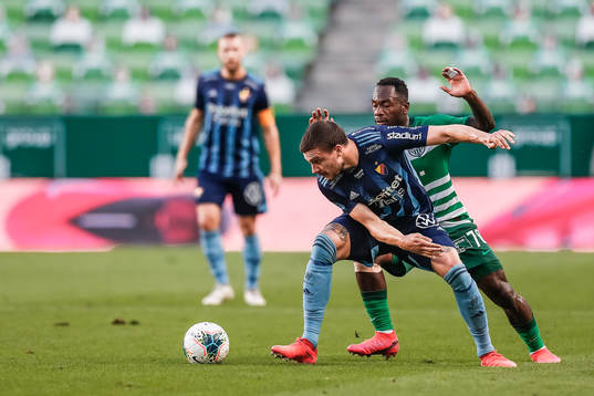 Erik Berg of Djurgården and Franck Boli of Ferencvaros