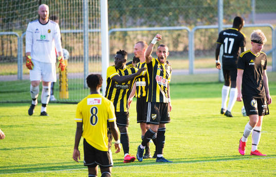 IFK Hässleholms Mohammed Hamdan har gjort 1-0  i matchen