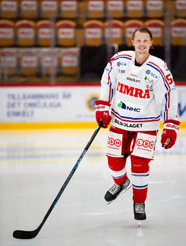 Timrås Jonathan Dahlen spelar in film