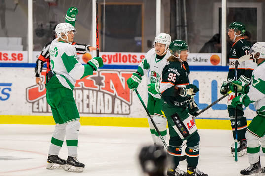 Rögles Hampus Karlsson jublar