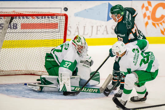 Bläddra bland fler bilder av Ishockey, Träningsmatch, Kristianstad - Rögle