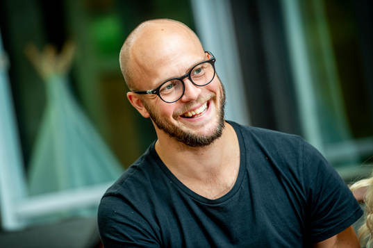 Hemma i villan hos Malmö Redhawks målvakt Oscar Alsenfelt