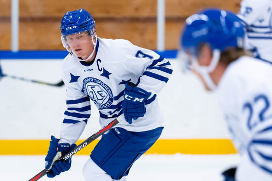 Leksands Patrik Zackrisson innan träningsmatchen i