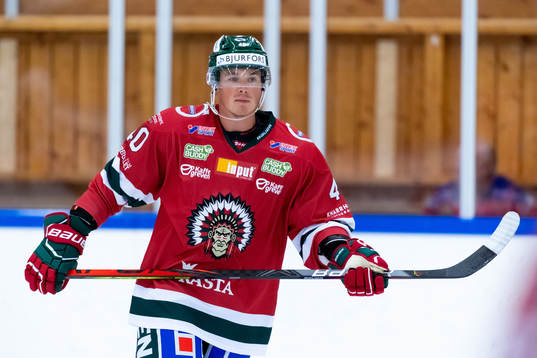 Frölundas Joel Mustonen innan träningsmatchen i ishockey