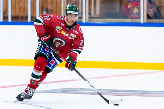 Frölundas Linus Nässén innan träningsmatchen i ishockey