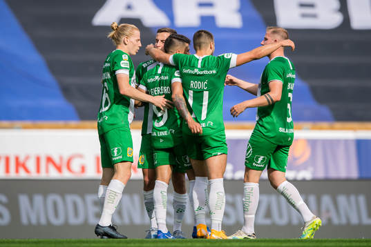Hammarbys spelare jublar