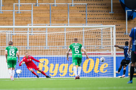 Sirius Mohammed Khalid Saeid gör 1-1 på straff