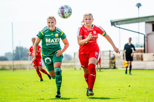 Åhus Matilda Andersson mot Dösjöbros Amanda Nilsson