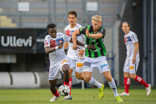 Örgrytes Mohamed Said Adan och GAIS Joackim Åberg