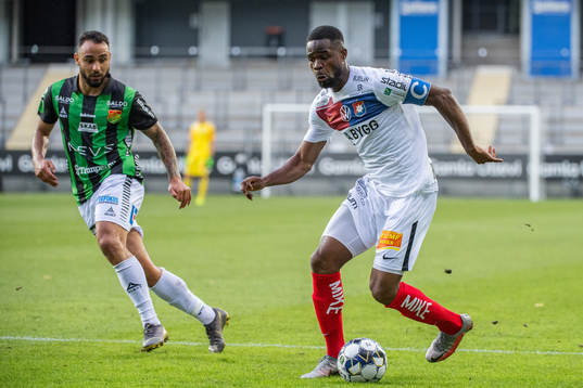 GAIS Richard Yarsuvat och Örgrytes Abdoul Razak