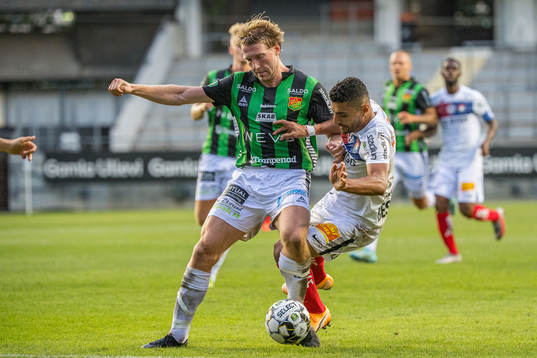 GAIS August Wängberg och Örgrytes Ailton Jose Almeida
