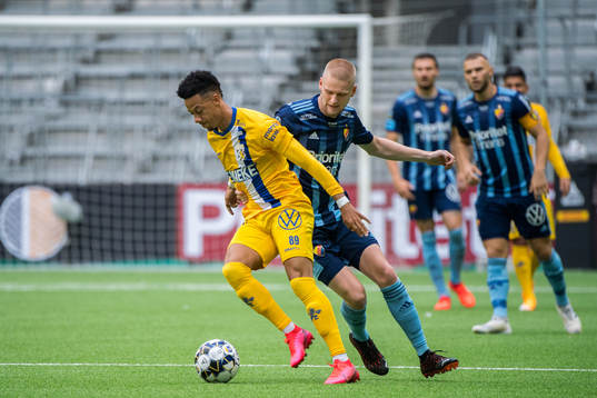 IFK Göteborgs Tobias Sana och Djurgårdens Kalle Holmberg