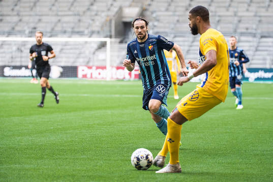 Djurgårdens Kevin Walker och IFK Göteborgs Kristopher Da