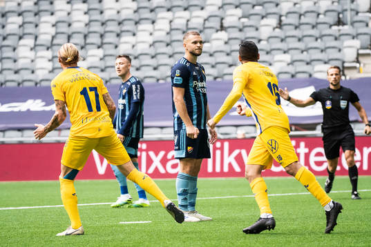 Djurgårdens Jesper Karlström deppar medan IFK Göteborgs