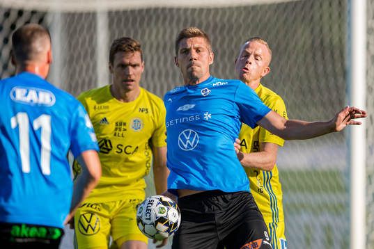Bläddra bland fler bilder av Fotboll, Superettan, Halmstad - GIF Sundsvall