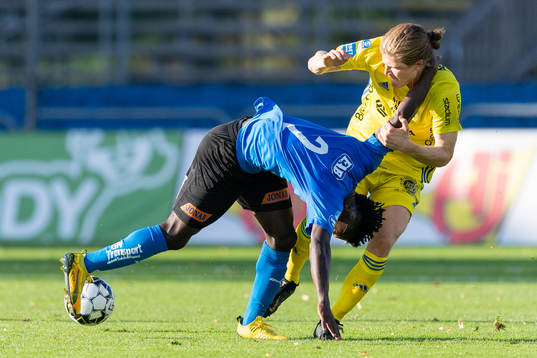 Halmstads Thomas Boakye och Sundsvalls Oliver Berg