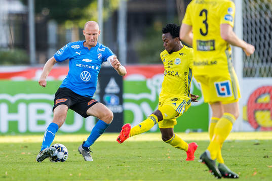 Halmstads Andreas Johansson och Sundsvalls Abdul-Halik Hudu