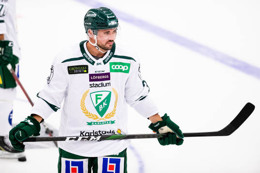 Färjestads Jens Westin på värmningen innan