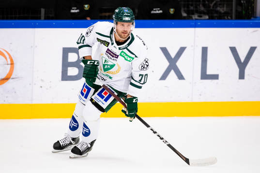 Färjestads Jacob Nilsson på värmningen innan