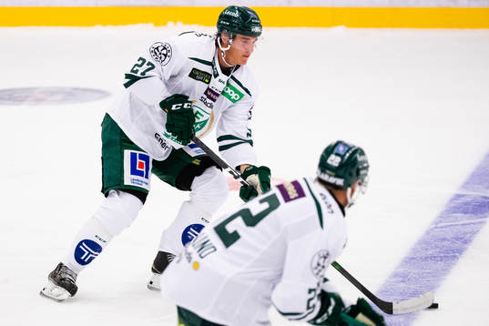 Färjestads Oskar Bäck