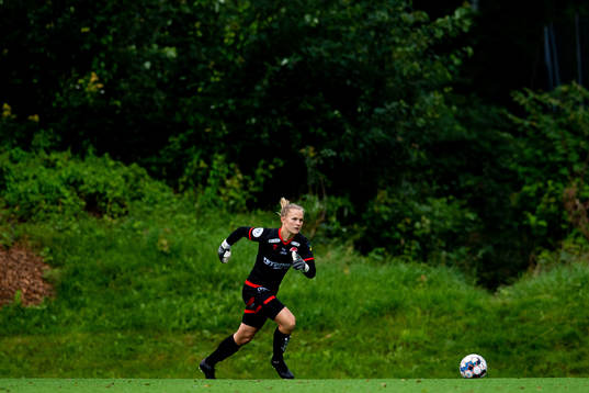 Goalkeeper Oda Marie Bogstad of Sandviken