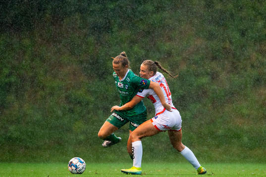 Marthine Østenstad of Klepp and Vilde Veglo of Sandviken