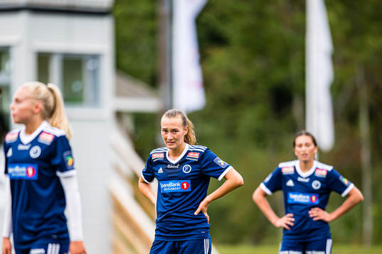 Emma Holen Stubbrud of Fart looks dejected