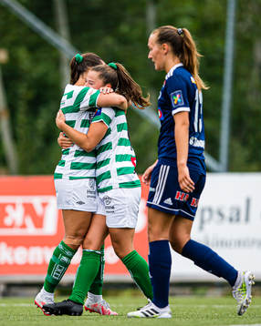 Dorte Pelabon of KIL/Hemne celebrates