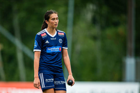 Anita Bueno Lindmoen of Fart looks dejected