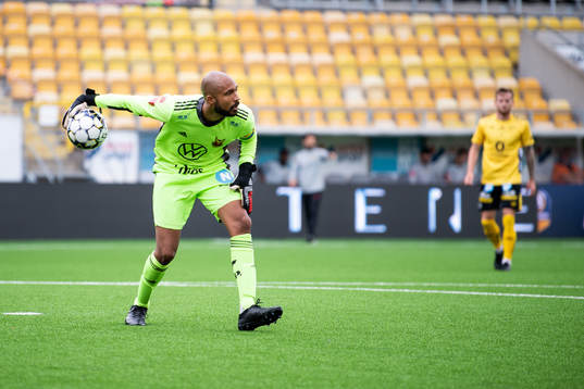 Östersunds målvakt Aly Keita