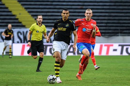 s Nabil Bahoui och Helsingborgs Jakob Voelkerling Persson