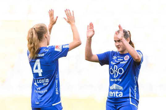Bläddra bland fler bilder av Fotboll, Damallsvenskan, Uppsala - Örebro