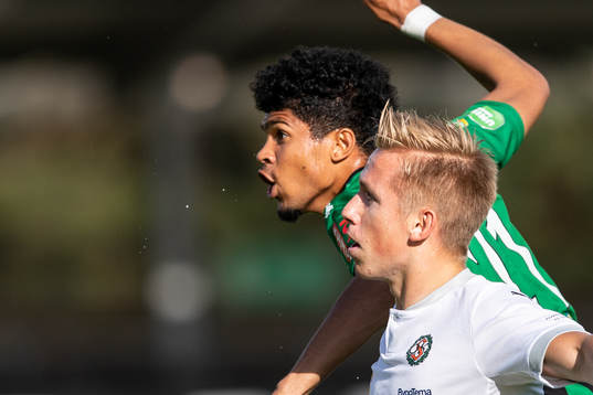 Varbergs Luke Le Roux och Örebros David Seger