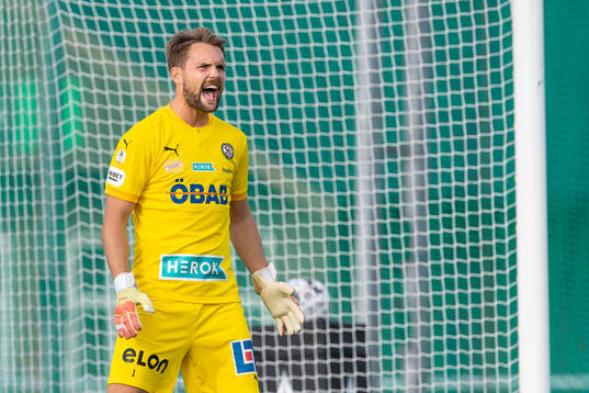Örebros målvakt Oscar Jansson