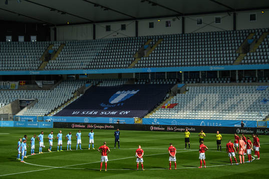 Spelarna samlas