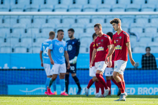 Falkenbergs Matthew Garbett deppar