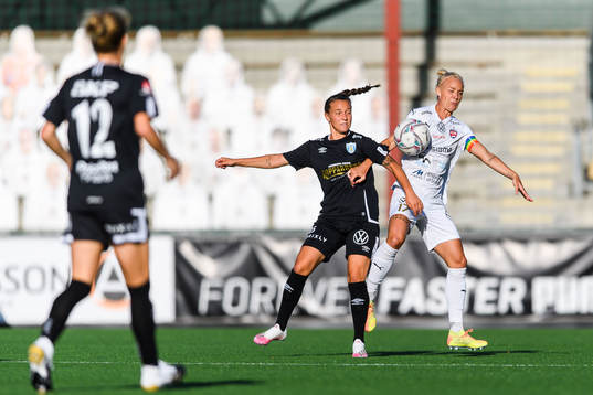 Göteborgs Julia Zigiotti Olme och Rosengårds Caroline