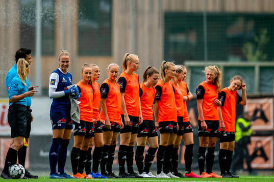 Goalkeeper Ingvild Thynes Villa, Milena Kokosz, Alise