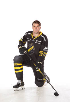 s Adam Winborg
